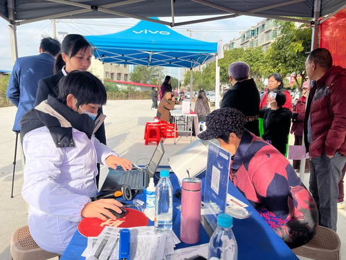 衡陽市人民政府推出“一站式”民生服務，石惠家園居民喜領“健康就業安全”大禮包